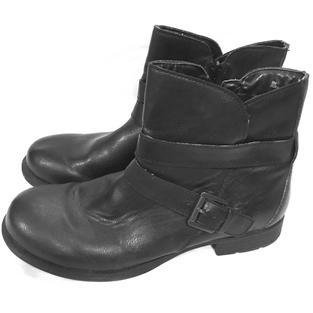 Born BOC Black Moto Boots